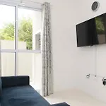 Apartamento Chique a 50m da Praia dos Ingleses